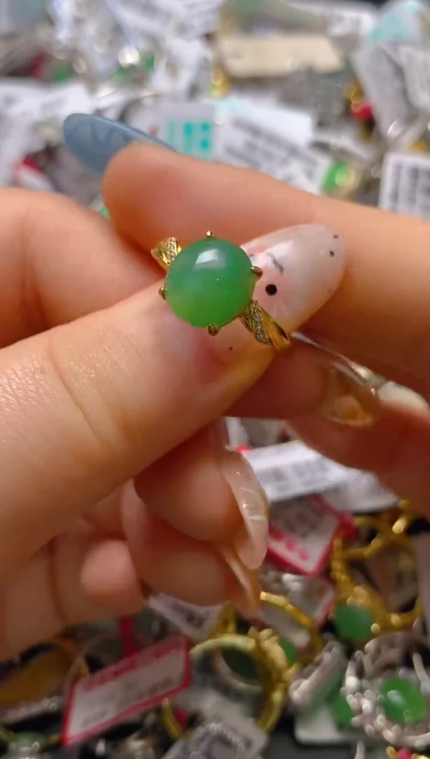 银S925镶嵌戒指翡翠百内无证书