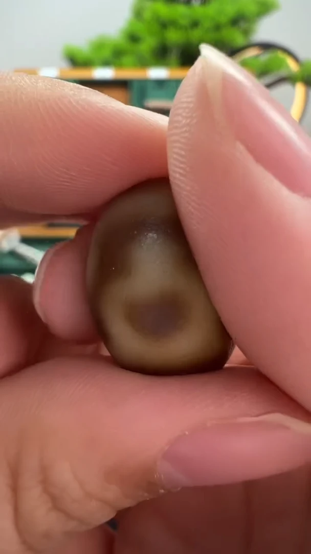 玛瑙/玉髓（覆膜）颈饰未镶嵌75.（微瑕随机发货）