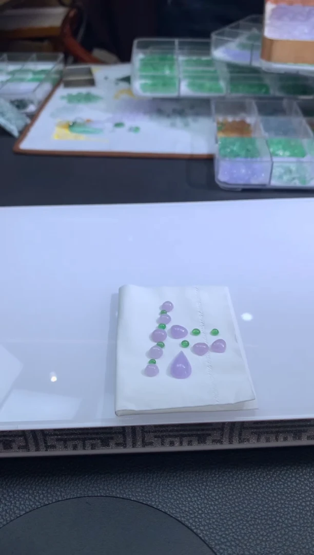 【闪购商品】定制翡翠未镶嵌翡翠