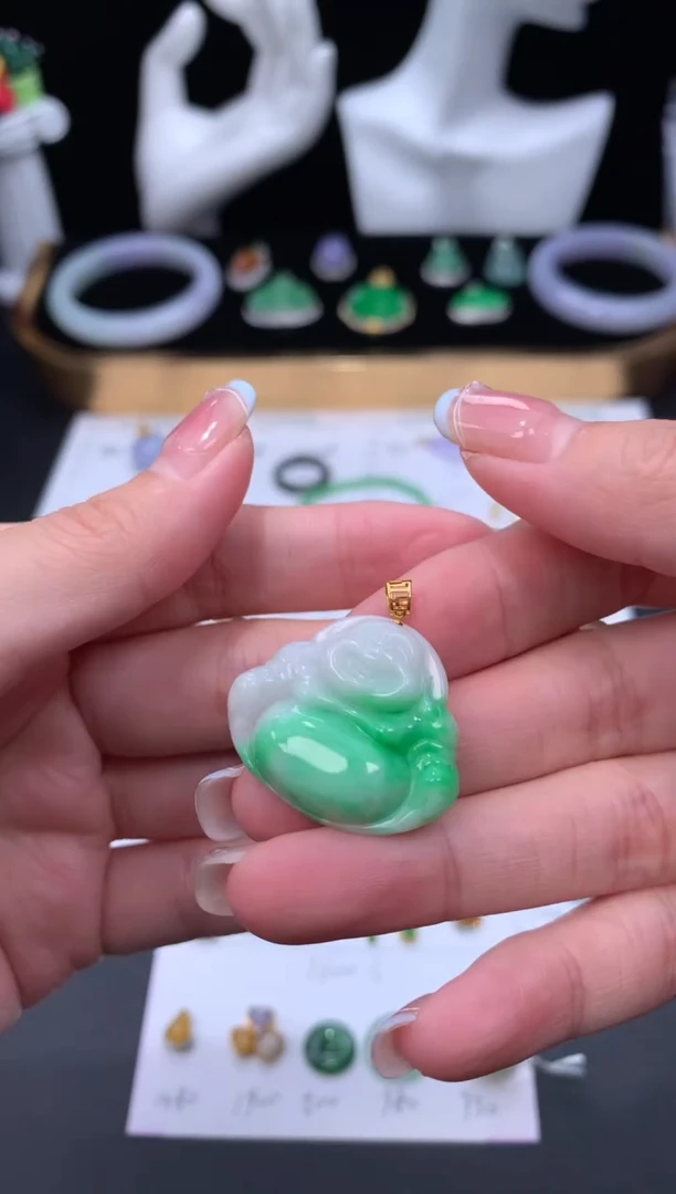18K金镶嵌定制翡翠48小时鉴赏期 退货不扣服务费