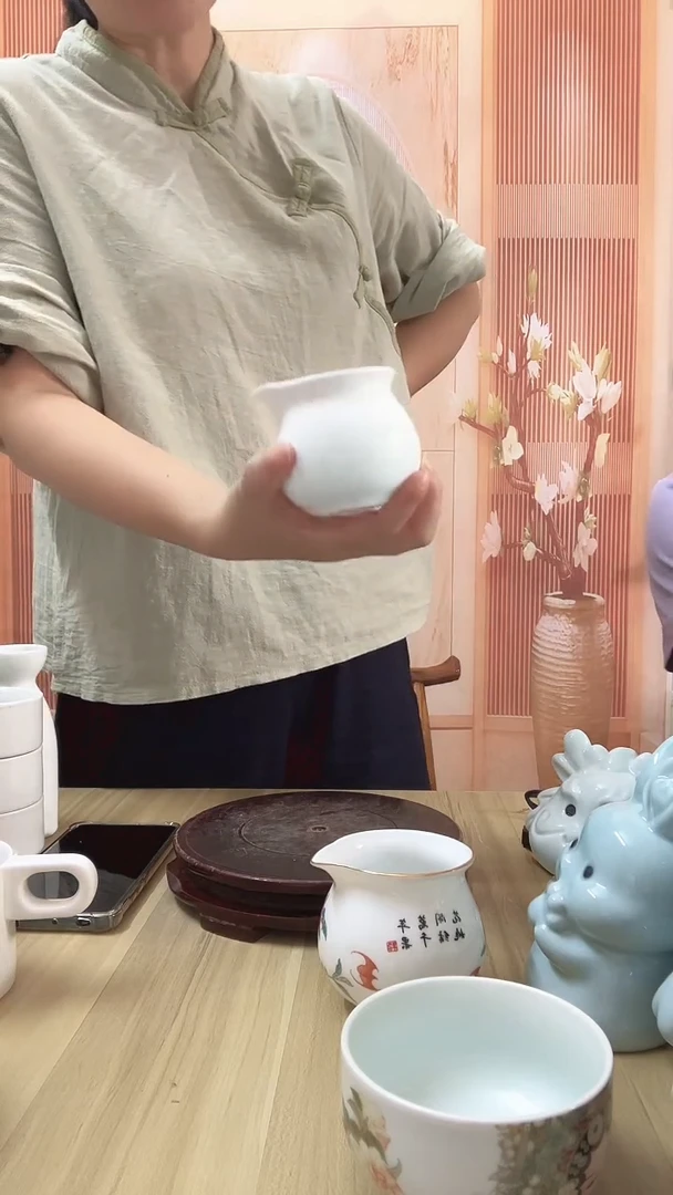 瓷星***u高端白瓷玲珑公道杯1个