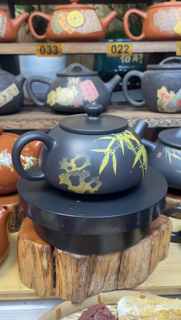 壶建水紫陶黑色彩填面包壶