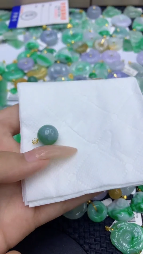 颈饰18K金镶嵌翡翠天然缅甸A货翡翠