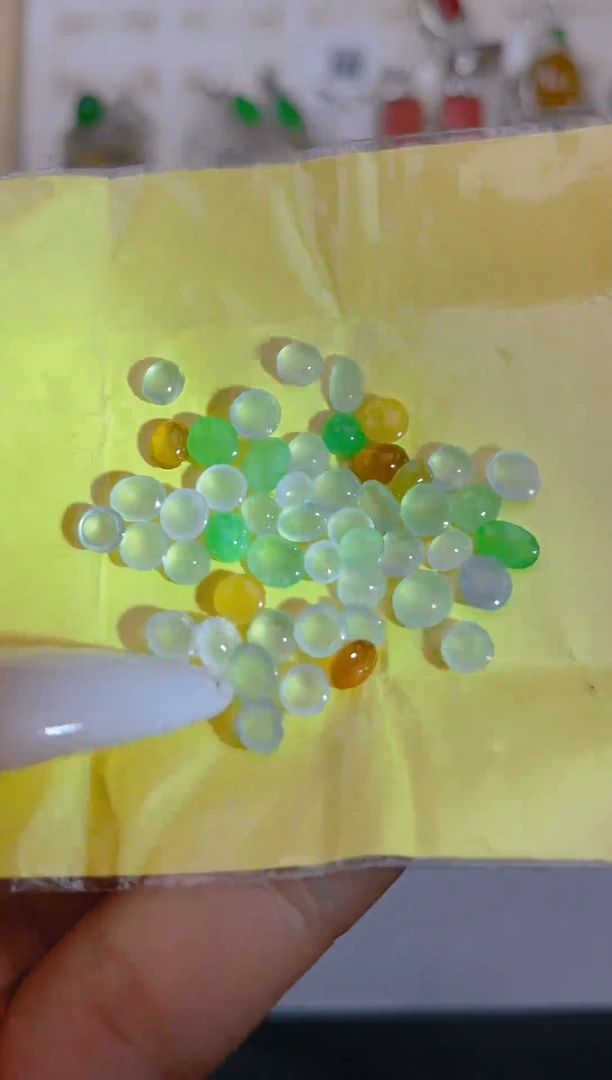 未镶嵌定制翡翠天然翡翠蛋面60