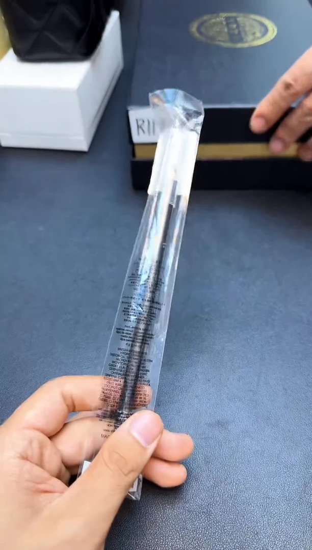 瓷片全新正品一件不留@@WE962