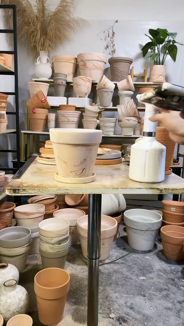 18*16灰白陶 1盆1托