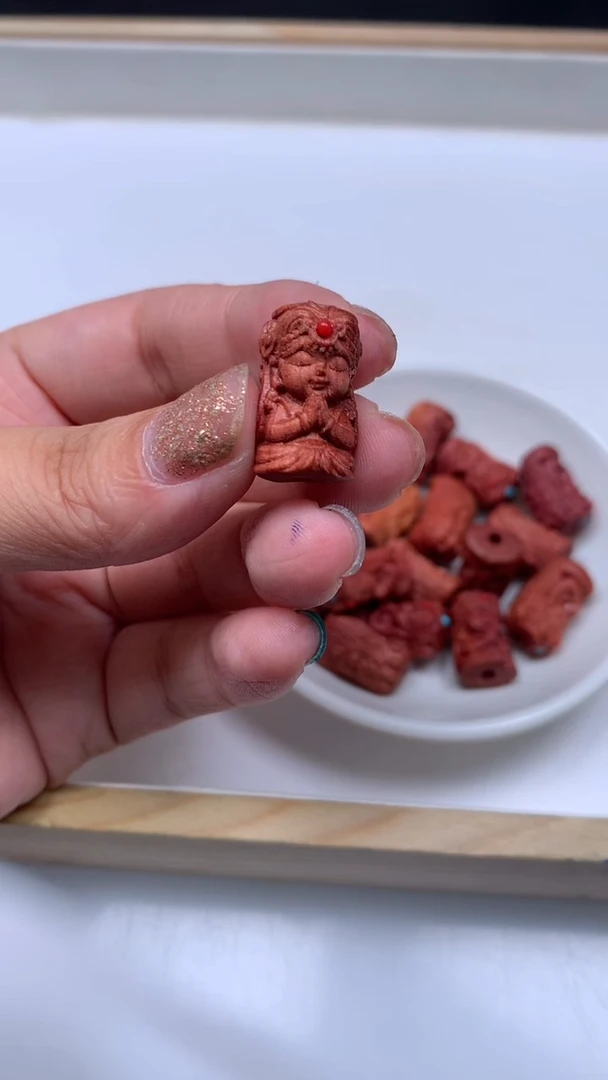 檀香紫檀（小叶紫檀）散珠E790 小叶紫檀 扎 基12*19mm1个9.9元