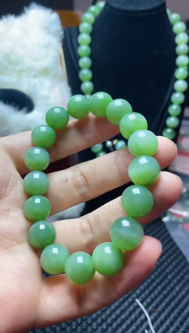 和田玉未镶嵌手串和田玉碧玉粉青手串12mm