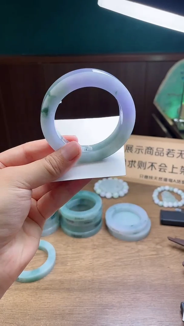 定制翡翠手镯未镶嵌定制