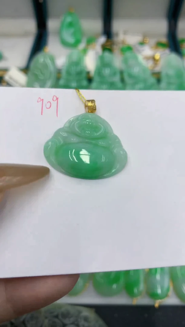 颈饰18K金镶嵌翡翠11111