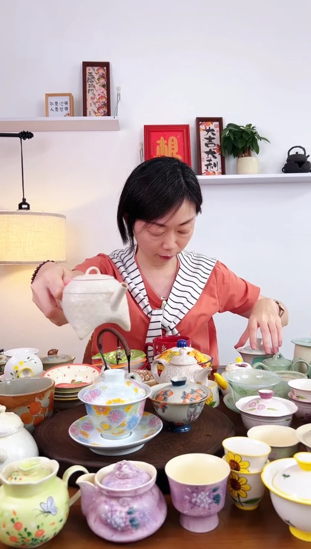 【茶瓷物语闪购福利】手工三足茶壶