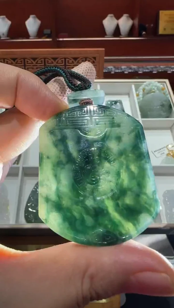 未镶嵌挂件翡翠A货翡翠多样性孤品