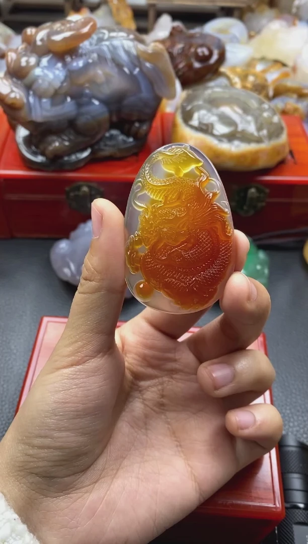未镶嵌手把玛瑙/玉髓秉**见00