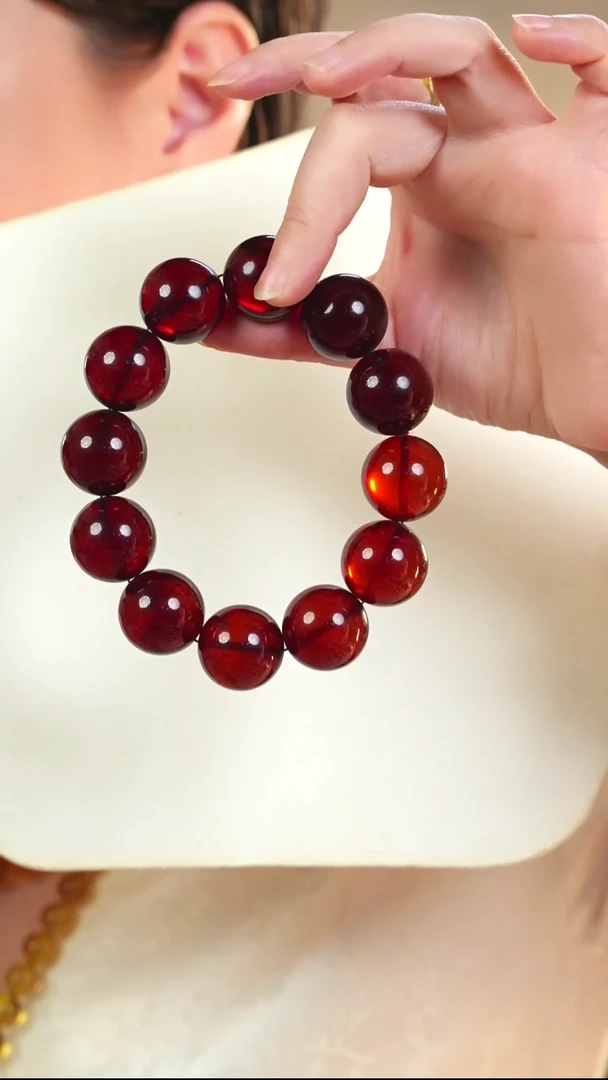 手串琥珀未镶嵌血珀手串珠径卡19