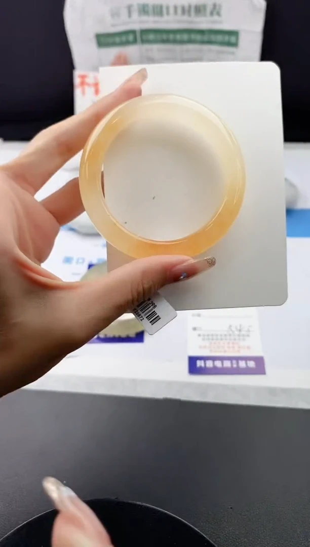 未镶嵌手镯石英质玉j172-HHB54+