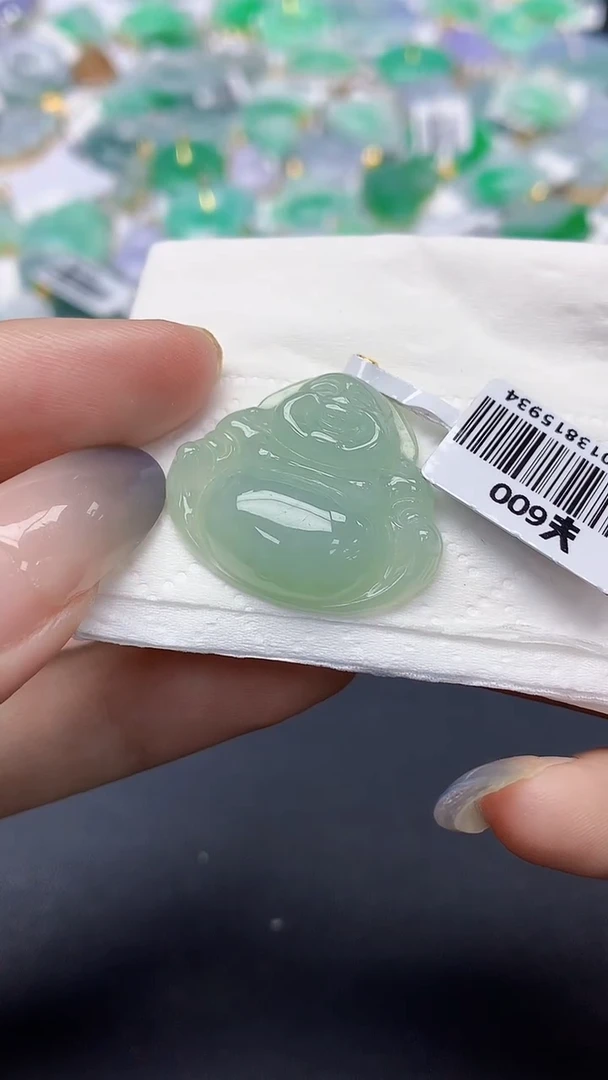 翡翠未镶嵌颈饰天然缅甸a货翡翠