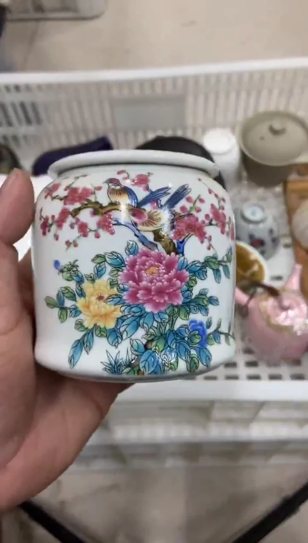 无运费险有瑕疵的摄影的产品有使用过的痕迹有点脏介意勿拍