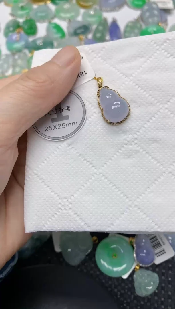 翡翠18K金镶嵌颈饰11111111