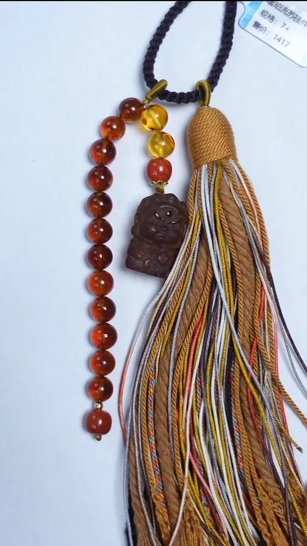 琥珀颈饰未镶嵌缅珀雕刻挂件