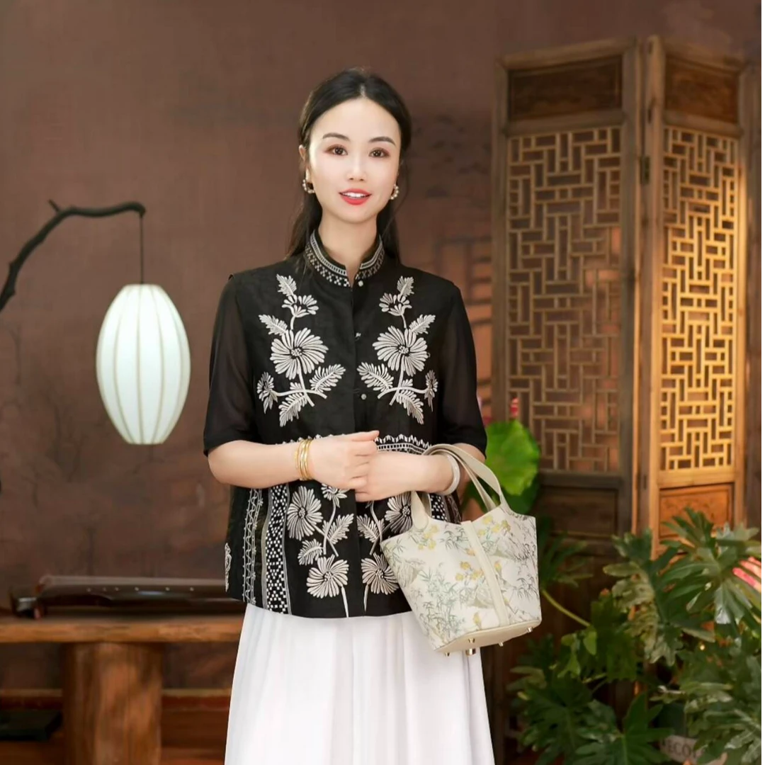 【东方婵韵】时尚百搭复古中国风香云纱刺绣立领对襟马甲DFCY38918