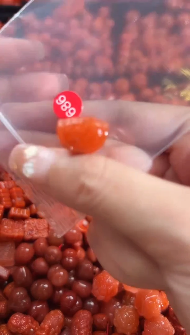 颈饰未镶嵌南红玛瑙1