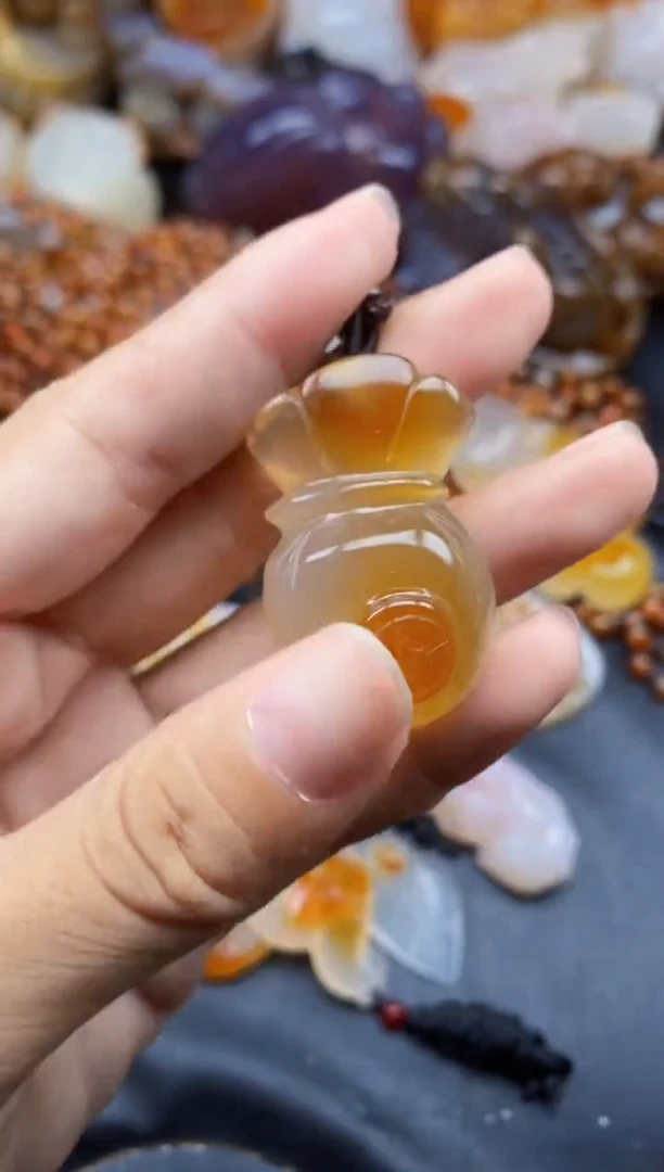未镶嵌1玛瑙/玉髓滨*ll