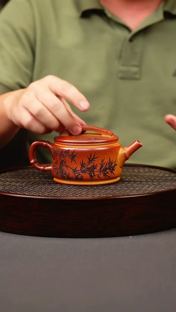 茶壶紫砂火云烧 竹节汉瓦 刻绘