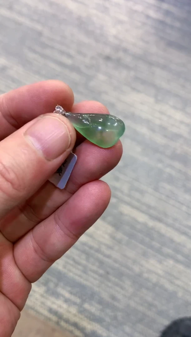 颈饰未镶嵌翡翠天然A货翡翠