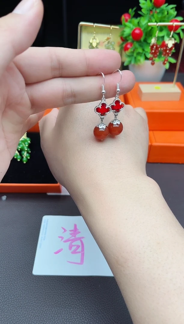 南红玛瑙银S925镶嵌耳饰701000