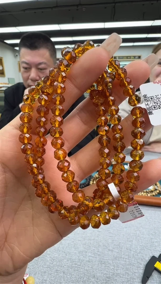 【闪购商品】琥珀颈饰未镶嵌117秒拍号