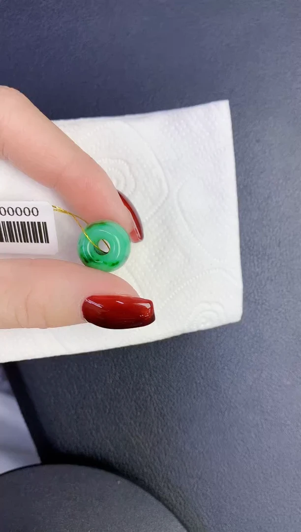 颈饰未镶嵌翡翠缅甸天然翡翠A货