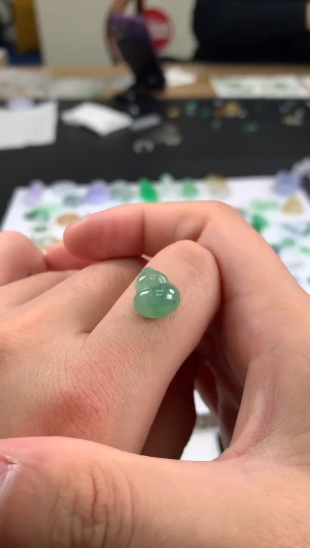 【闪购商品】定制翡翠未镶嵌翡翠