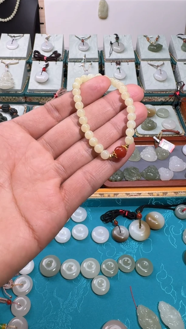 【闪购商品】和田玉手链未镶嵌6mm蜂蜜水