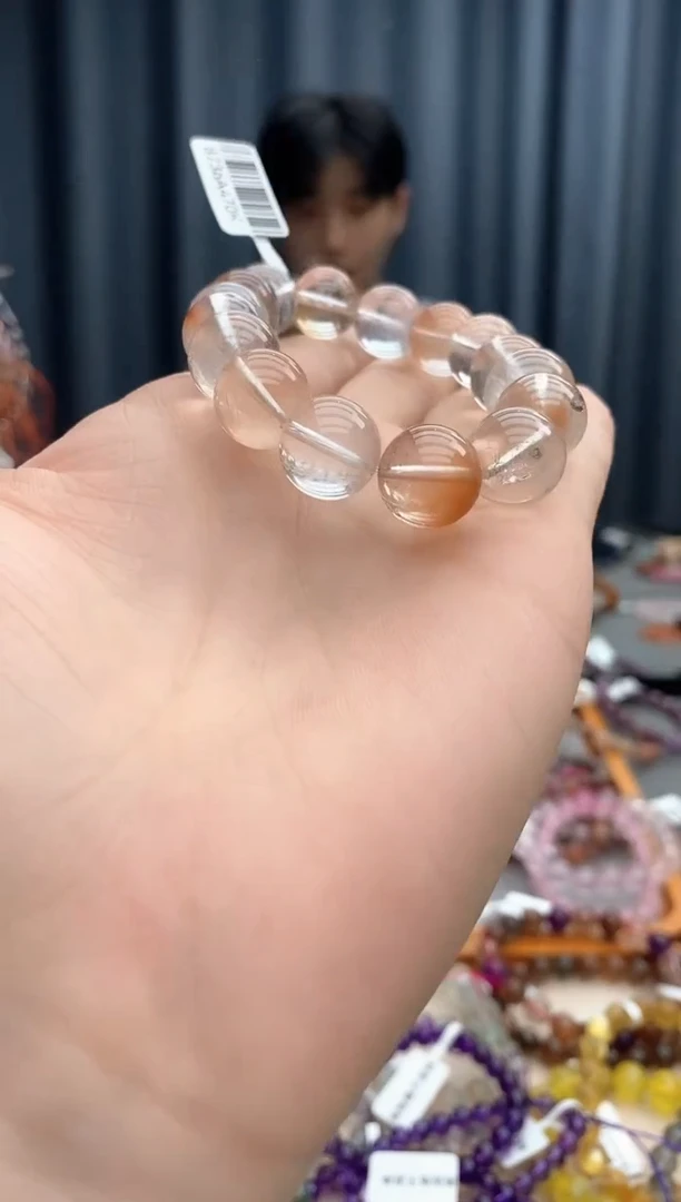 水晶手链未镶嵌彩兔毛