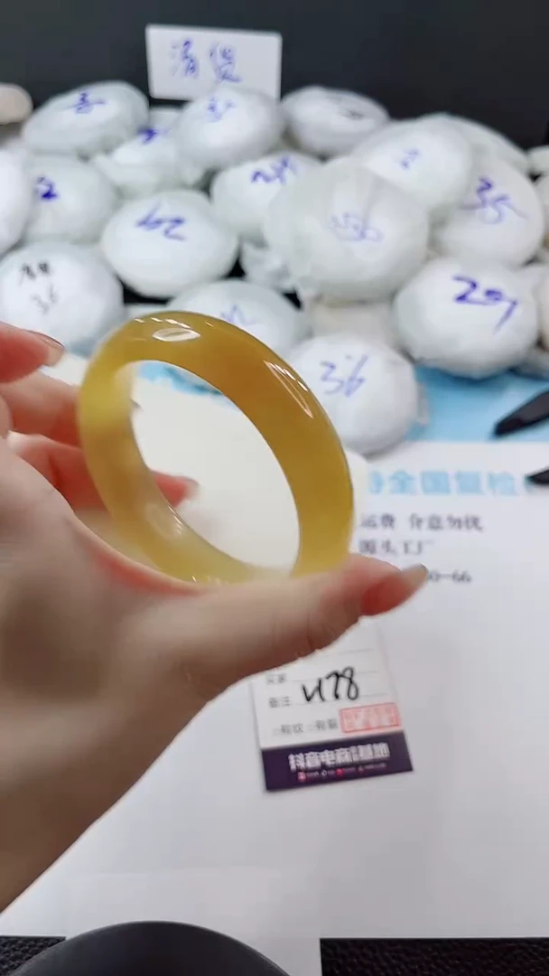 未镶嵌手镯石英质玉多样性发货V178-62