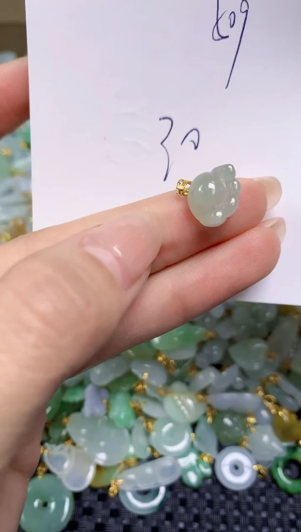 【闪购商品】翡翠颈饰18K金镶嵌天然缅甸A货翡翠