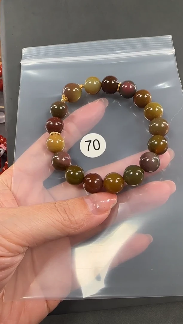 18K金镶嵌手串玛瑙/玉髓用****8原矿无优化无胶裂盐源单圈设计