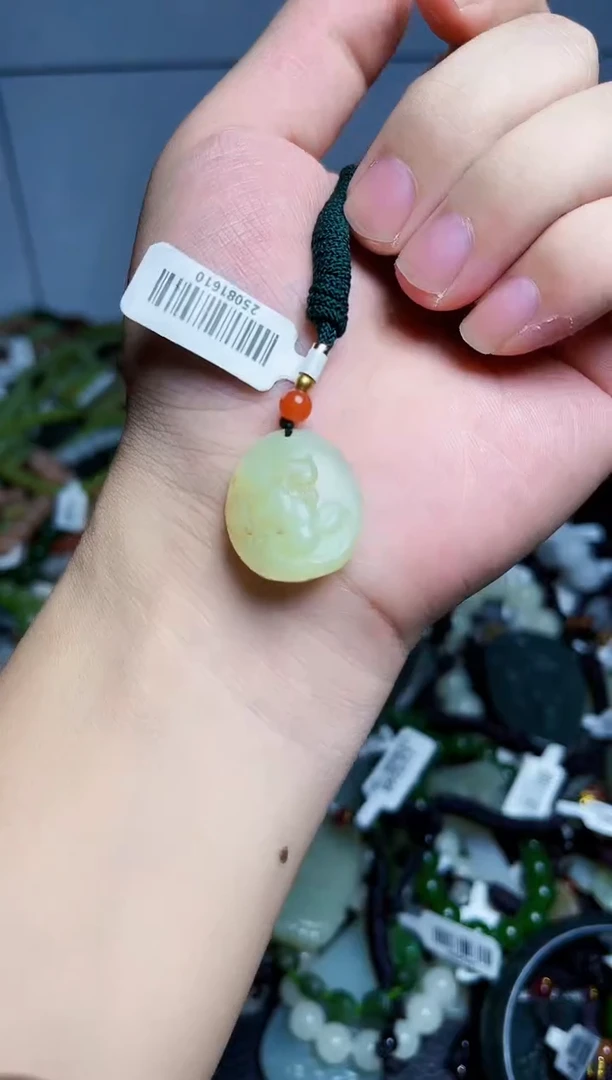 颈饰未镶嵌和田玉曙*1