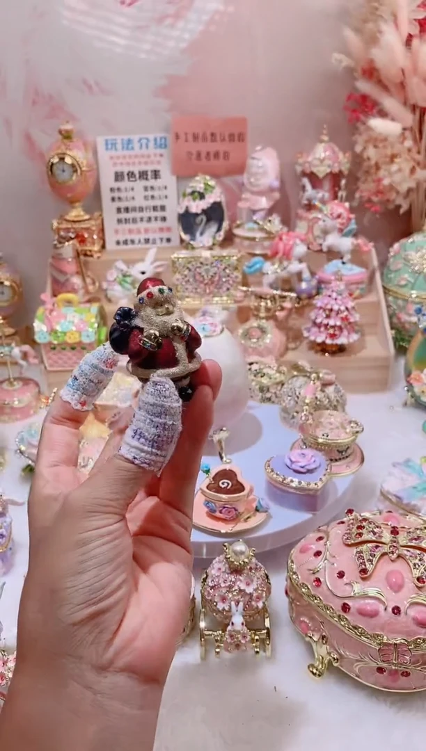 珐琅彩首饰盒摆件