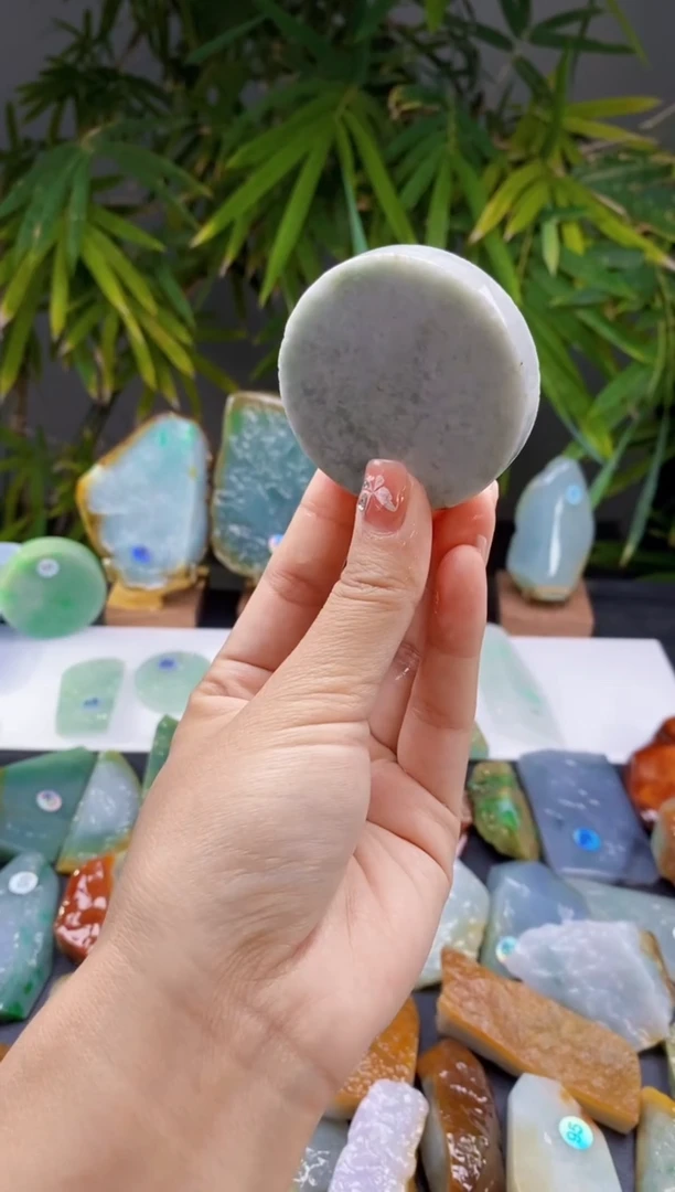 【闪购商品】定制翡翠未镶嵌翡翠