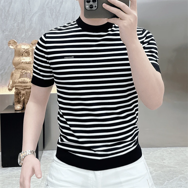 男士针织冰丝短袖男高品质轻奢潮流圆领夏季时尚条纹修身男针织衫