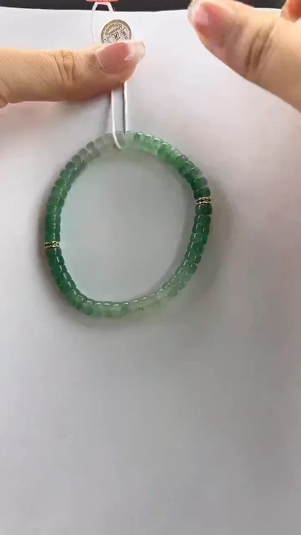石英质玉（非洲翠）手链未镶嵌手链