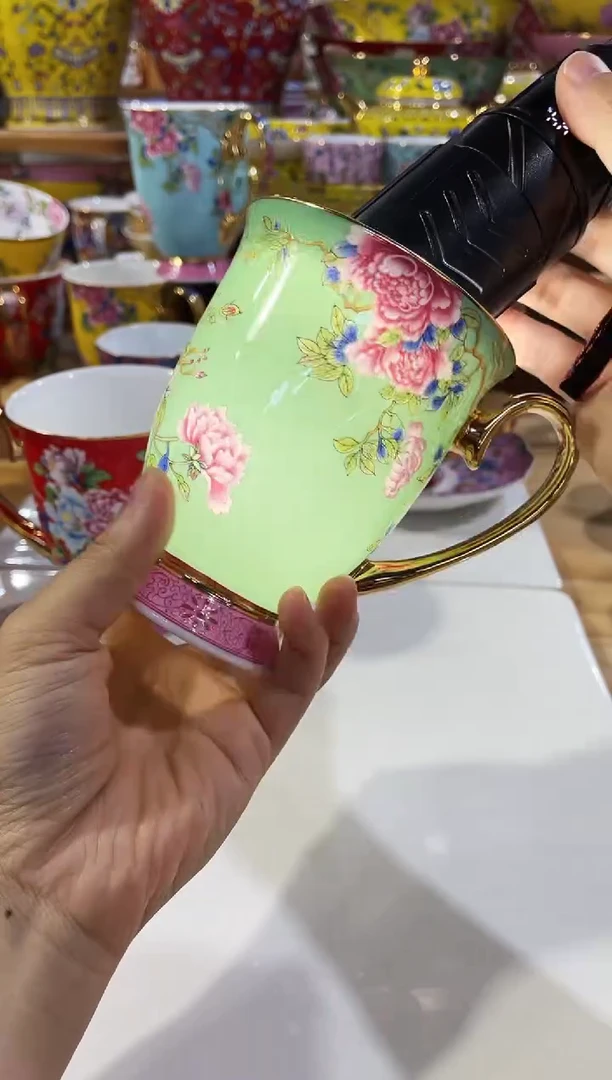瓷片景德镇珐琅彩牡丹牛奶杯