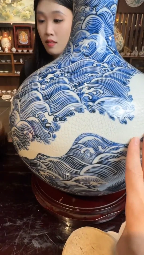 摆件骆深窑青花海水白龙纹天球瓶20带证书