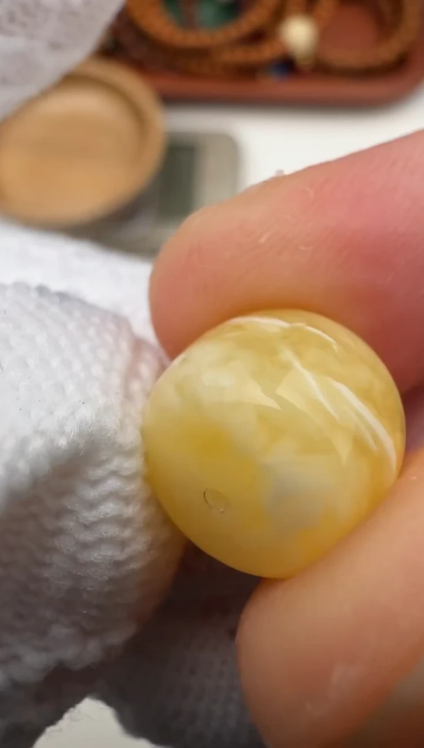 未镶嵌蜜蜡裸石蜜蜡配饰