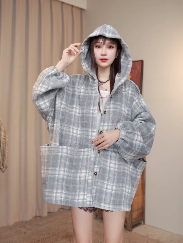 【木森】【梦洁】秋冬新款莫兰迪灰连帽四兜女款上衣外套S197