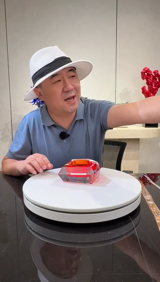 摆件CS0104005红色钻石烟灰缸