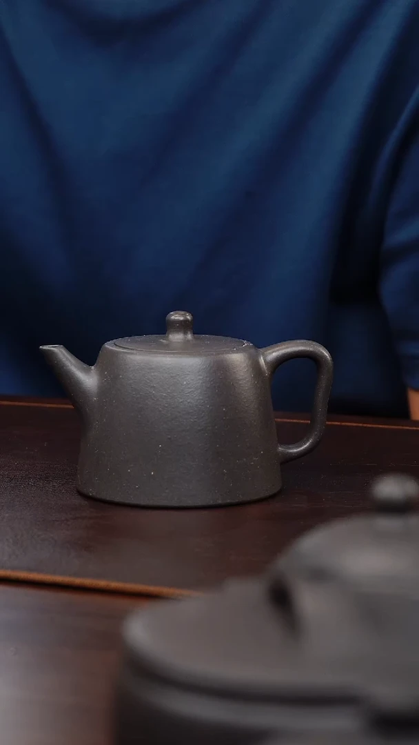 茶壶紫砂侯静制 天青汉铎180cc