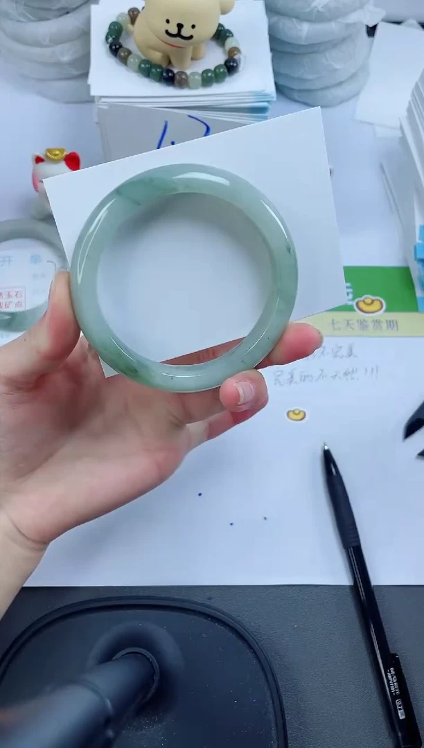 【闪购商品】石英质玉手镯未镶嵌787-61