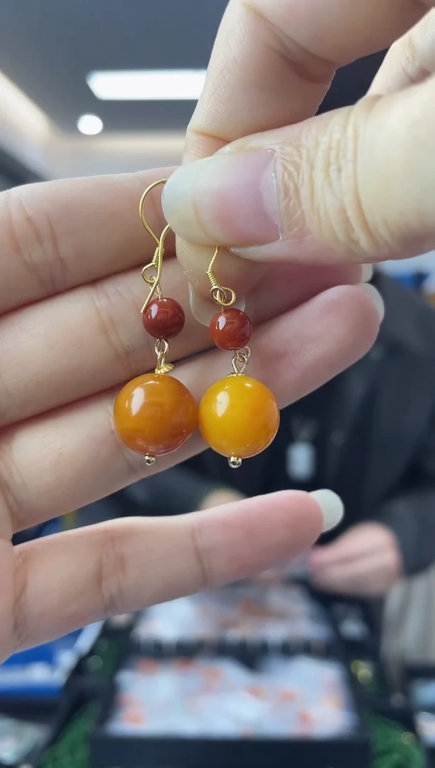 【闪购商品】蜜蜡裸石未镶嵌多样性一件发货